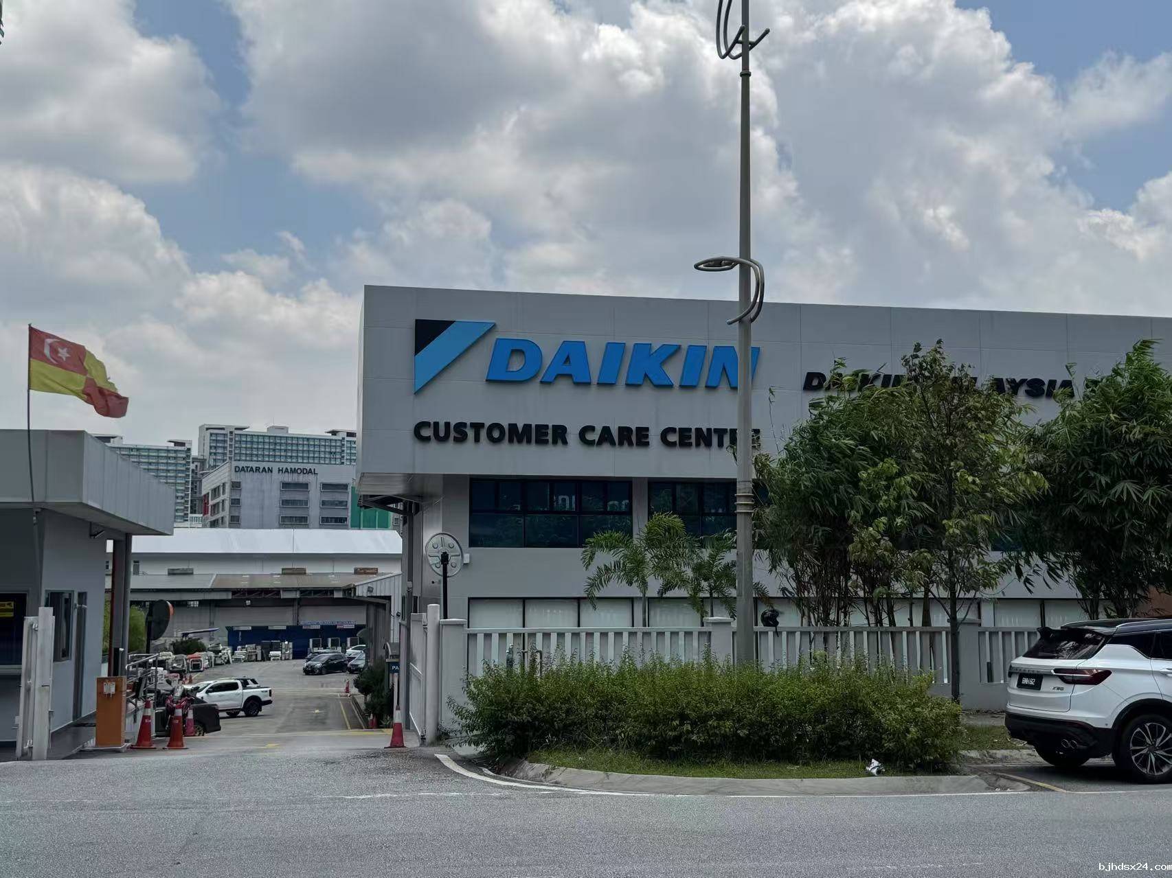 大金杀入中东：不卖产品，而是抢夺“气候时代”的定价权？