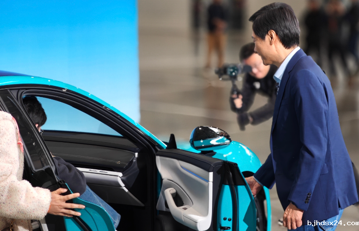 家电造车前赴后继，渠道模式花样翻新不易